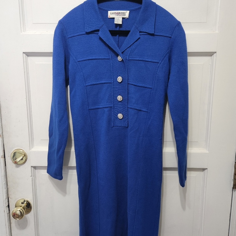 Castleberry blue knit dress size 6